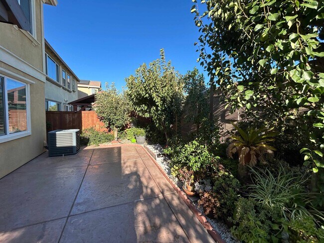 Photo - 456 St Jorge Ave