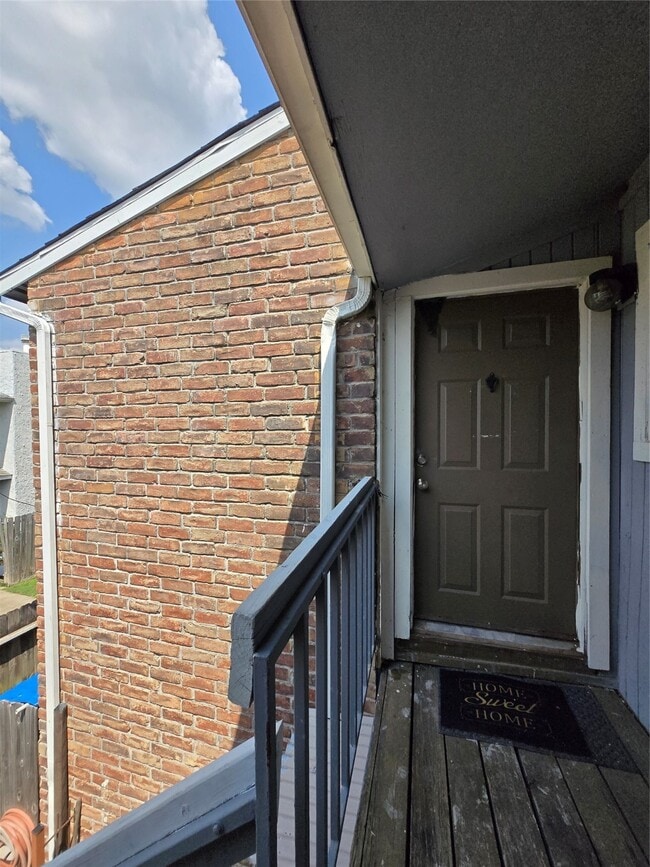 Building Photo - 9550 Deering Dr Unit 408