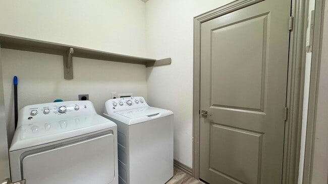 Photo - 4118 Mallow St Unidad A
