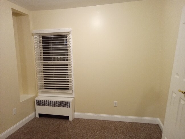 Photo - 301 South Main St Unidad in the back up the stairs