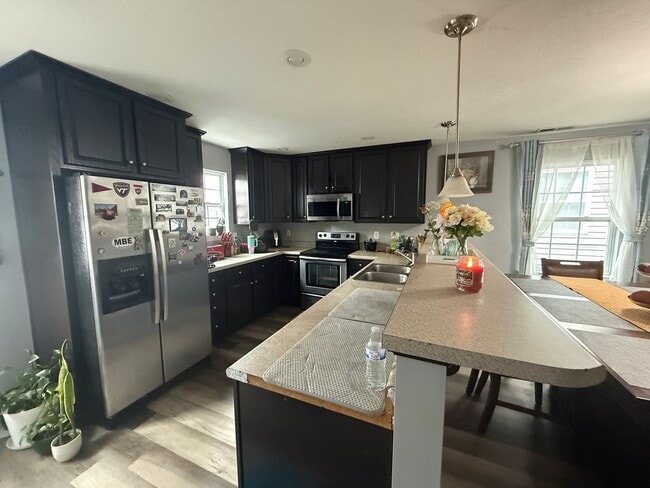 Photo - 1731 Aden Lane