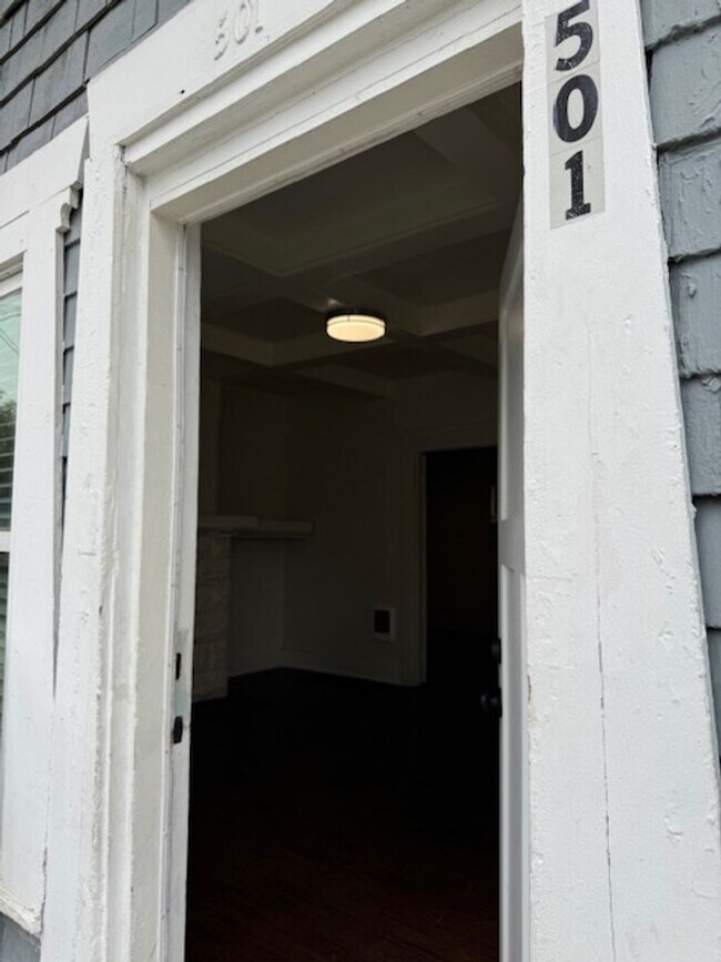 Photo - 501 W 8th St Unit 501-A