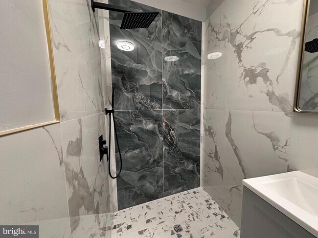 Photo - 909 S 8th St