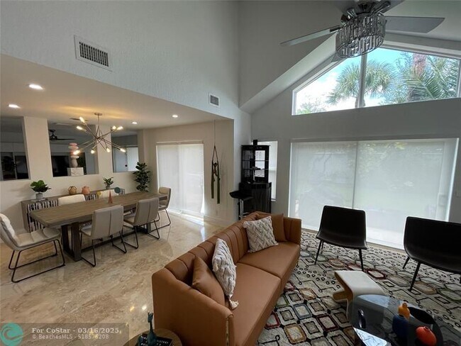 Photo - 2044 NW 52nd St