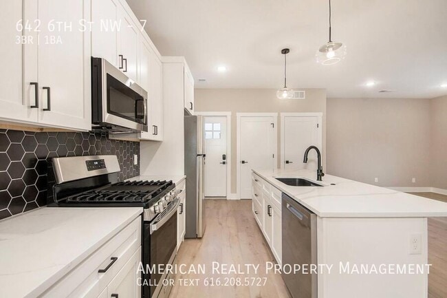 Photo - 642 6th St NW Unidad 7