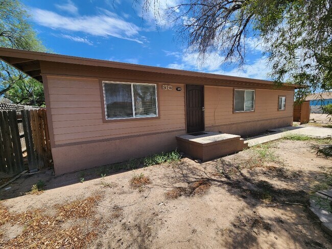 Photo - 216 N Casa Grande Ave
