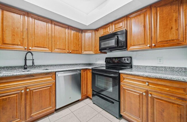 Photo - 9227 Green Meadows Way