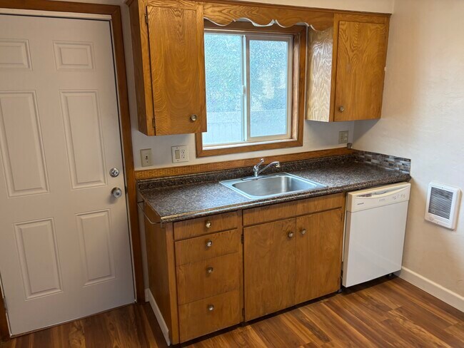 Photo - Cottage St Unit 772