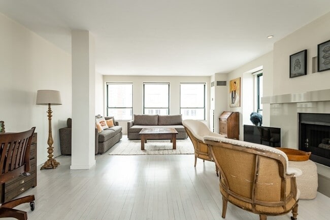 Photo - 755 Boylston St Unidad 701