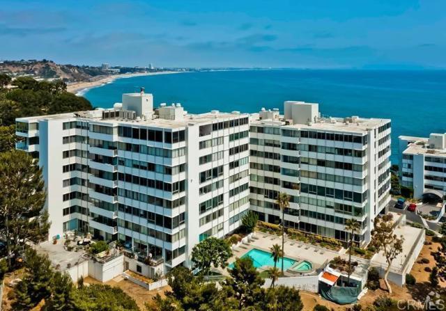 Building Photo - 17352 W Sunset Blvd Unit 204 Rental