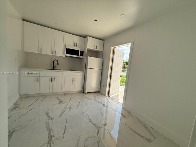 Photo - 9824 SW 26th Terrace Unit 1