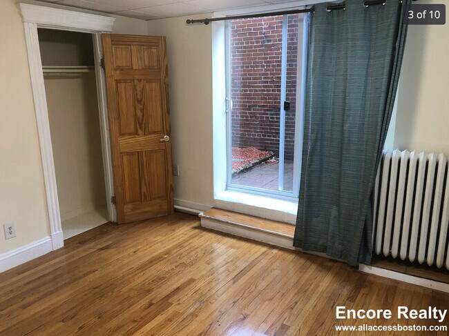 Photo - 352 Riverway Unit 7C