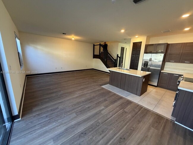 Photo - 9143 NW 161st St