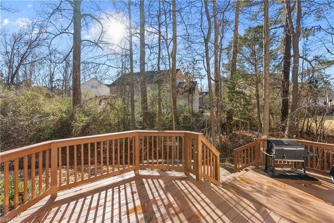 Photo - 13468 Whippingham Pkwy