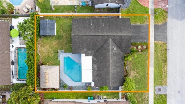 Photo - 5804 SW 116th Ave House