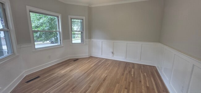 Building Photo - 235 Starr St Unit 1 Rental
