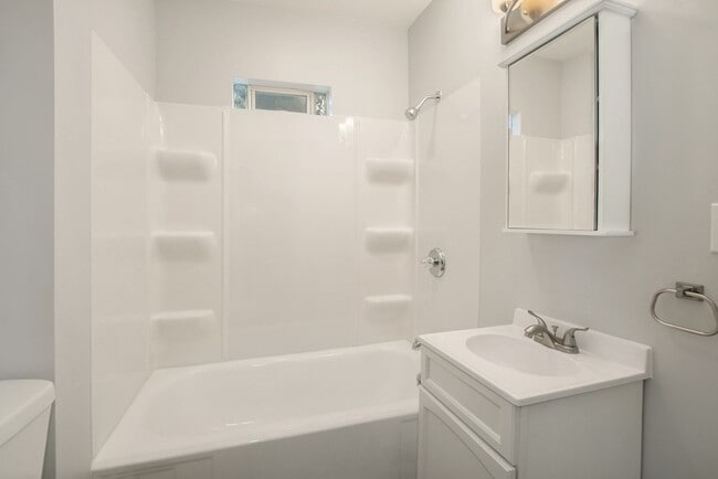 Photo - 348 Quimby St NE Unit 1