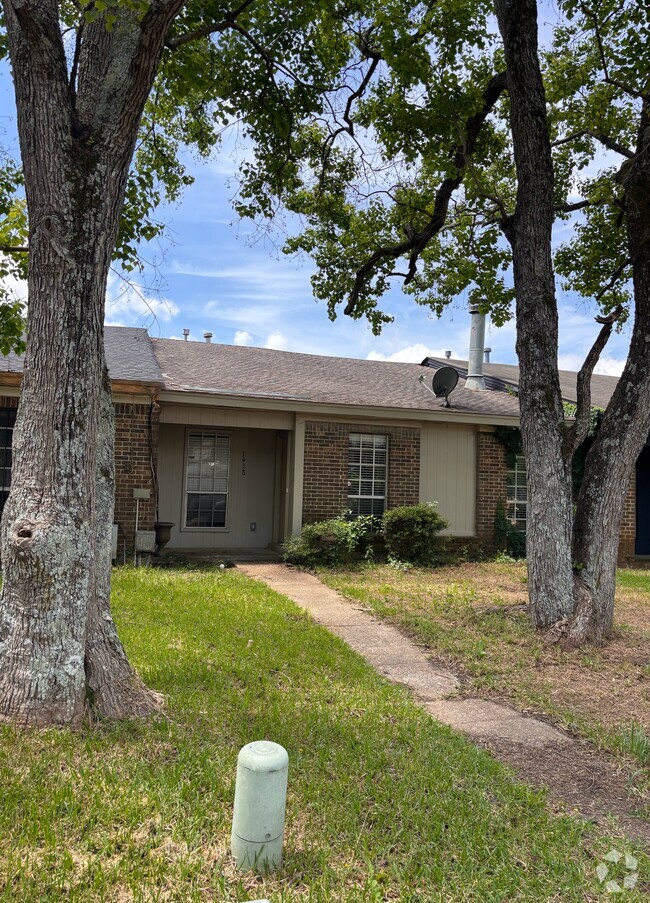 Building Photo - 3438 Malabar Rd Rental