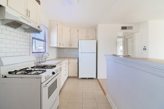 Photo - 1807 Doran Dr