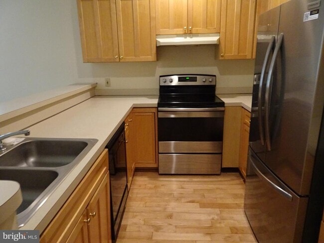 Photo - 222 Delaware St Unit 2