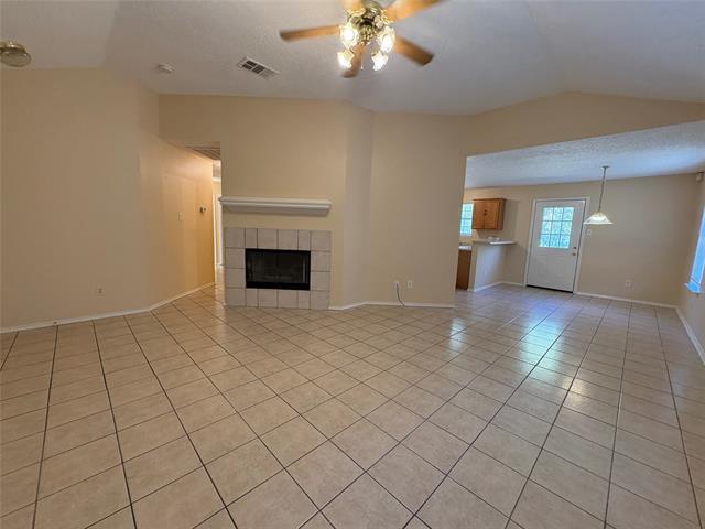 Photo - 2737 Gant Dr