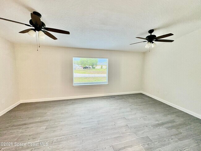 Photo - 1274 Coral Reef Ave NW