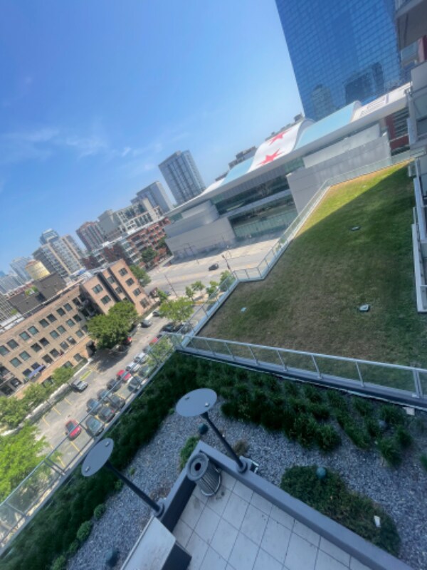 Photo - 142 E Cermak Rd