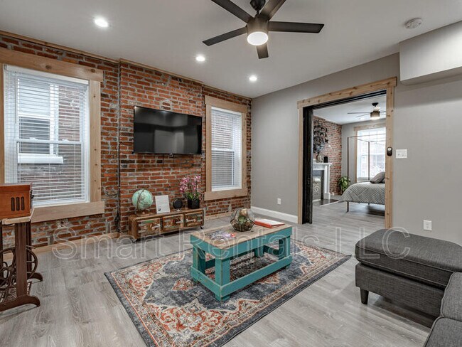 Photo - 3853 McRee Ave