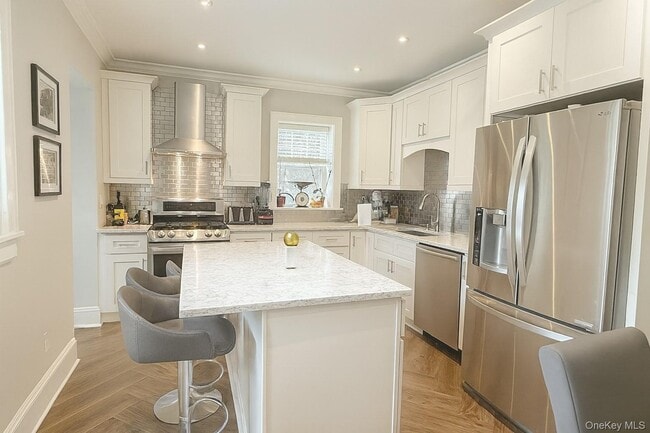 Photo - 9 9th St Unit 1st Floor