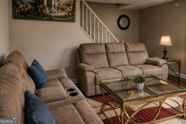 Photo - 3168 Nectarine Cir