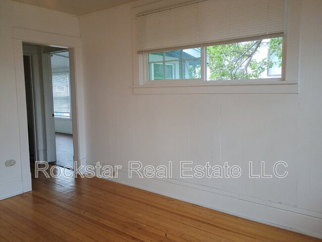 Photo - 1524 W Gardner Ave Unit 3