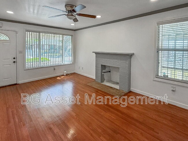 Photo - 571 El Paseo Dr