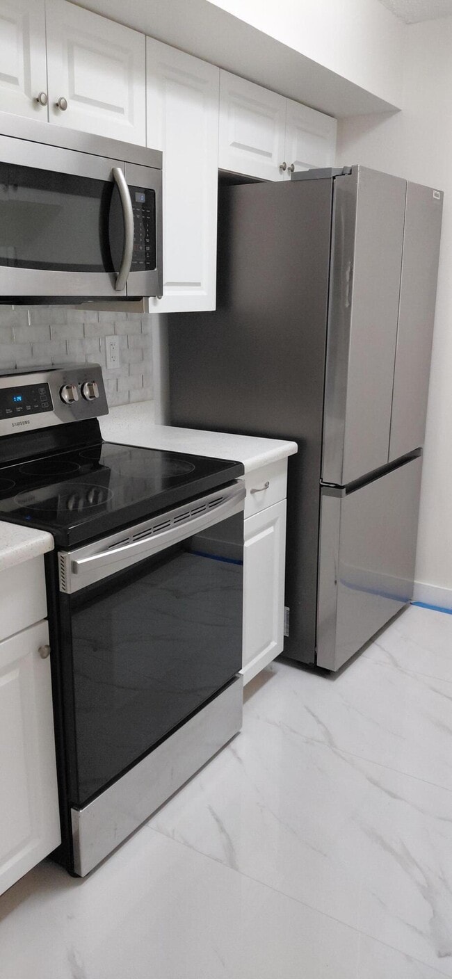 Photo - 18276 Mediterranean Blvd Unit 4-6