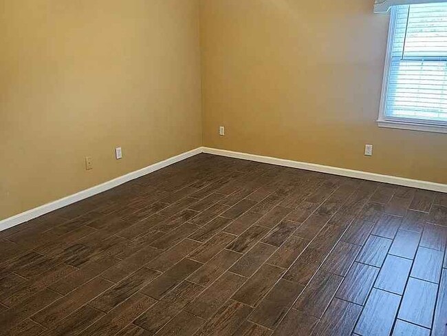 Photo - 5214 Kingsberry St