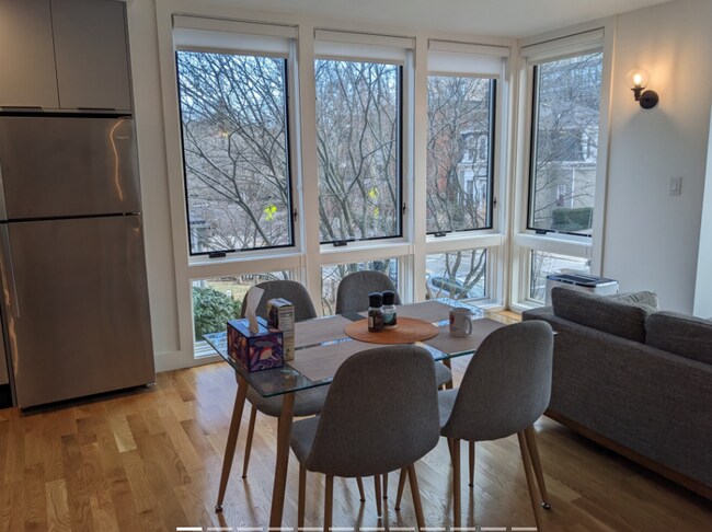 Photo - 71 Winchester St Unit B