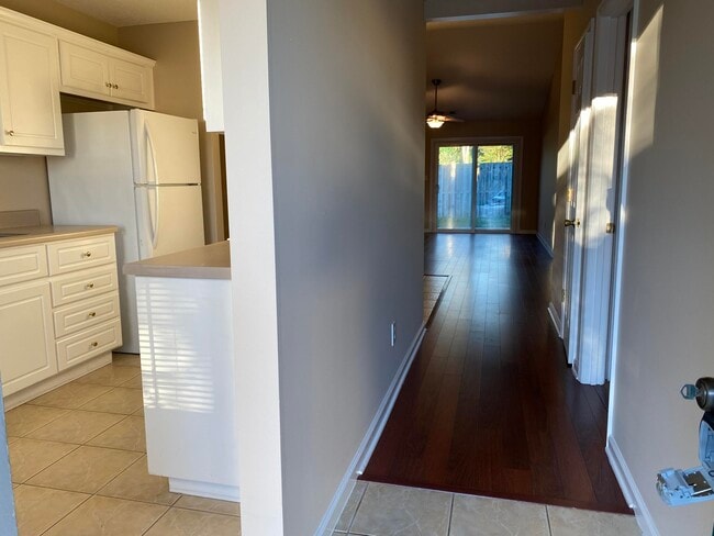 Photo - 2108 Abigail Ln SW