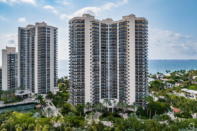 Photo - L'Hermitage Condominiums