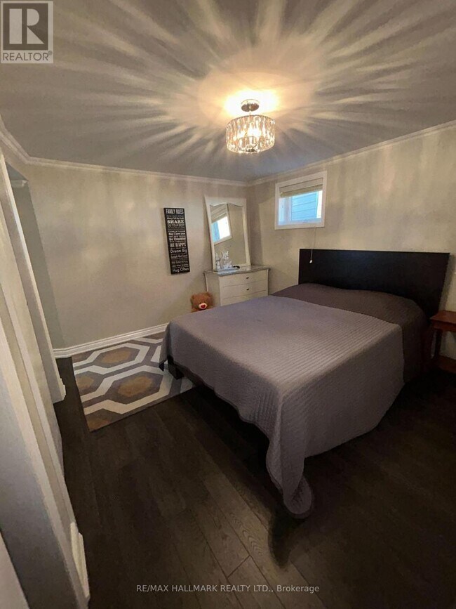 Photo - 110 Trinnell Blvd