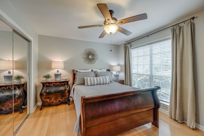 Photo - FULLY FURNISHED 2 BED 2 BATH TOWNHOME IN GREENHILLS $2500 PER MONTH.