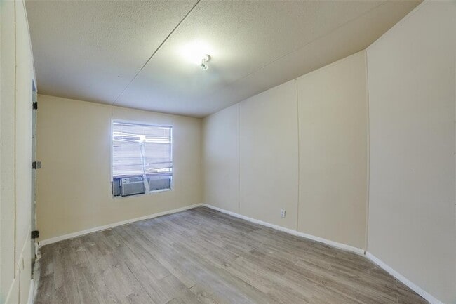 Photo - 205 Co Rd 212