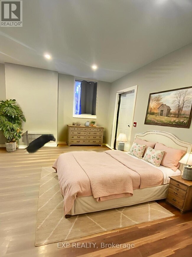 Photo - 203 Victoria Ave S Unité 203