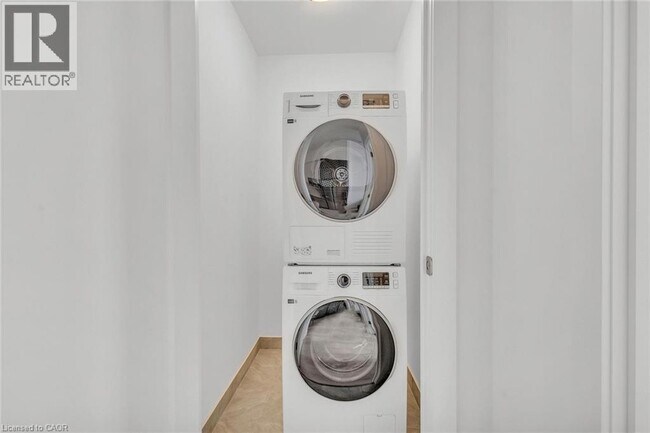 Photo - 1442 Highland Rd W Unit 906