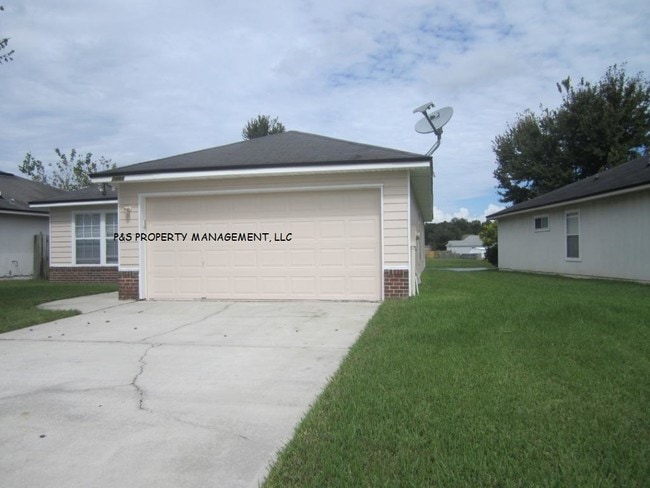 Building Photo - 7493 International Village Dr