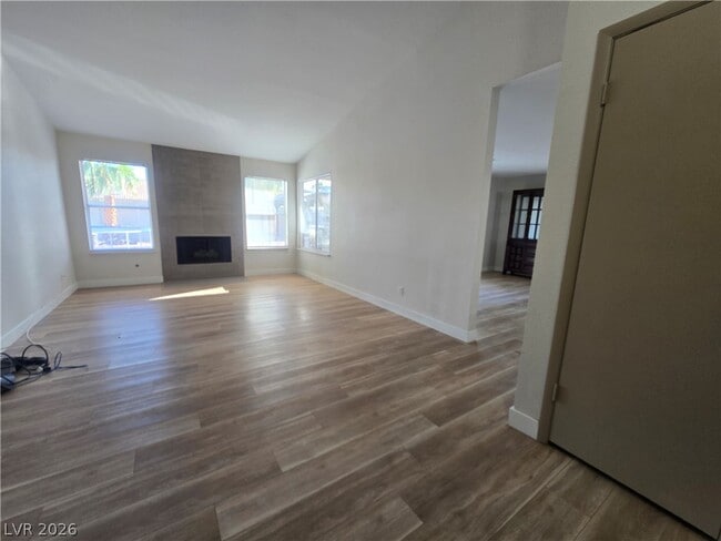 6413 Sterling Springs Pkwy