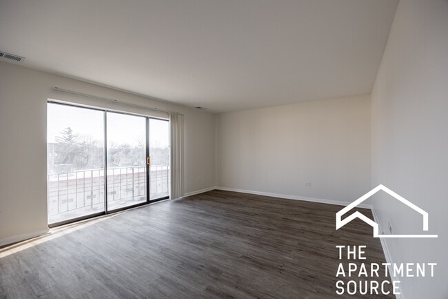 Photo - 2310 N Harlem Ave Unit 604