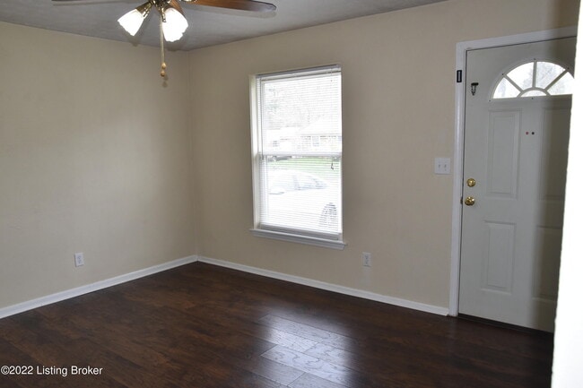 11408 Center Hill Ct