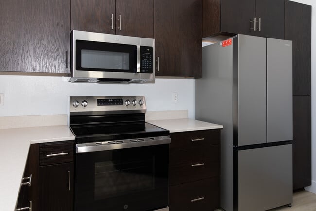 Photo - Santa Clara Courts