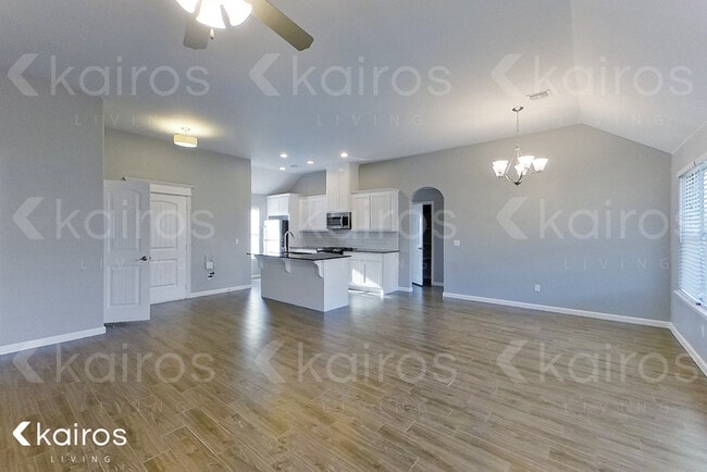 Photo - 713 S Patterson Dr