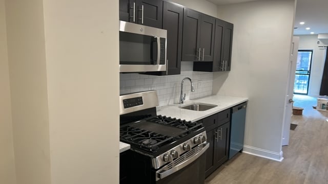 Photo - 1814 S Taylor St