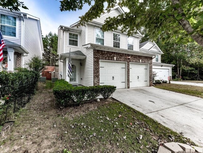 Photo - 322 Hidden Creek Ln